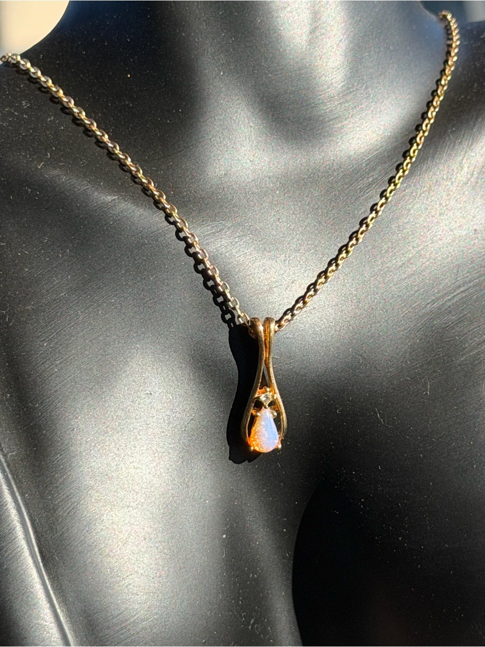 Vintage Avon Fire Glow Faux Opal Teardrop Necklace